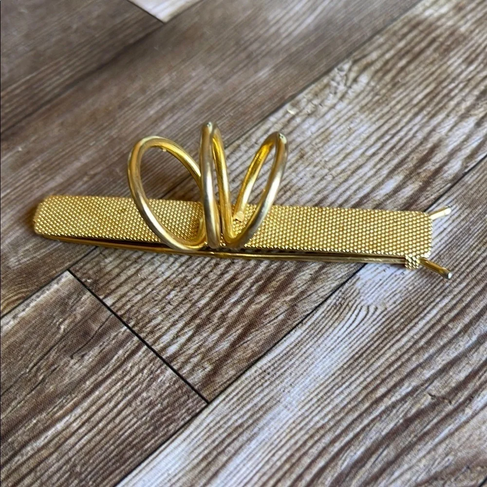 Chic Gold Vintage hair clip